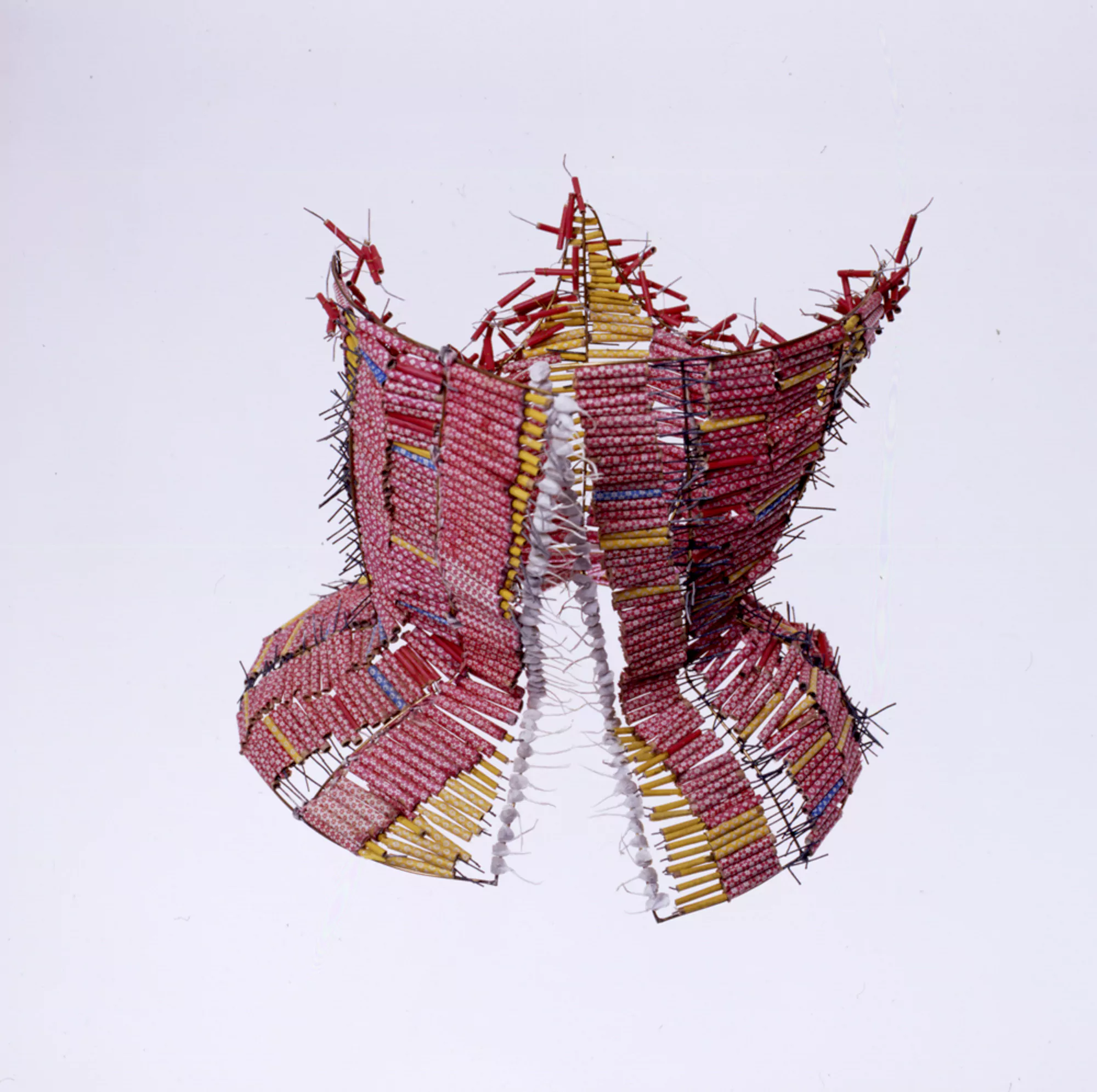 Corsé explosivo / Explosive corset